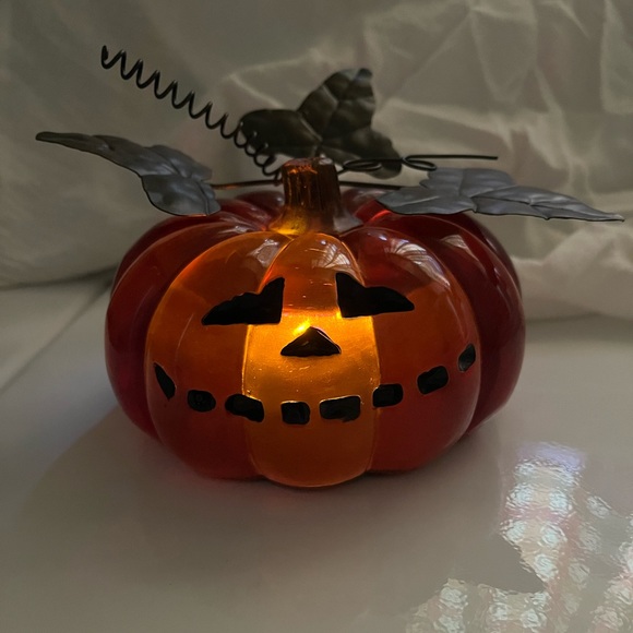 VINTAGE lighted jack o lantern - Picture 4 of 8